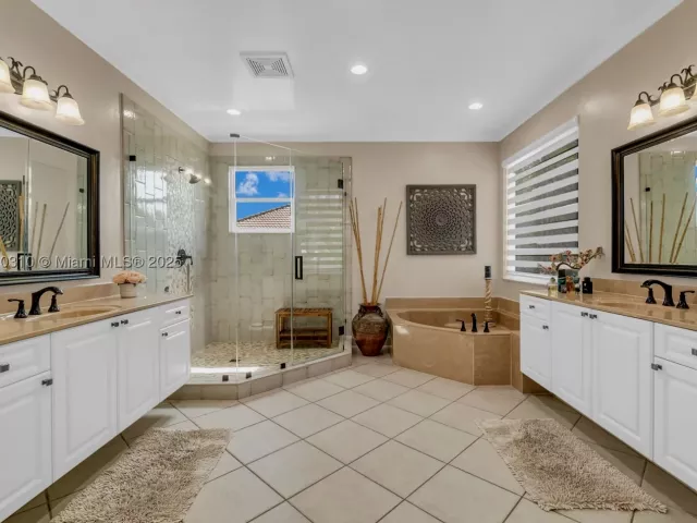 Продажа дома по адресу 15974 SW 16th St - фото 9068480
