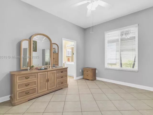 Продажа дома по адресу 15974 SW 16th St - фото 9068510