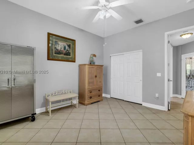 Продажа дома по адресу 15974 SW 16th St - фото 9068512
