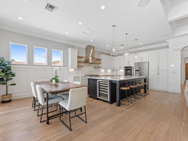 Продажа дома по адресу 1301 SW 15th Street - фото 6849549