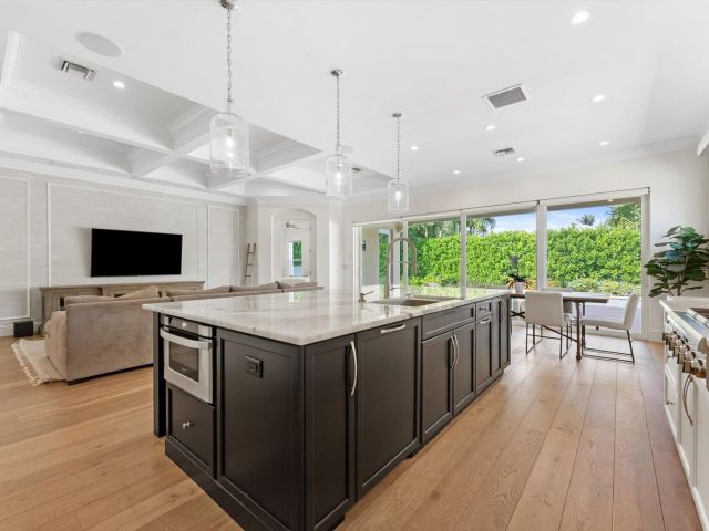 Продажа дома по адресу 1301 SW 15th Street - фото 6849551