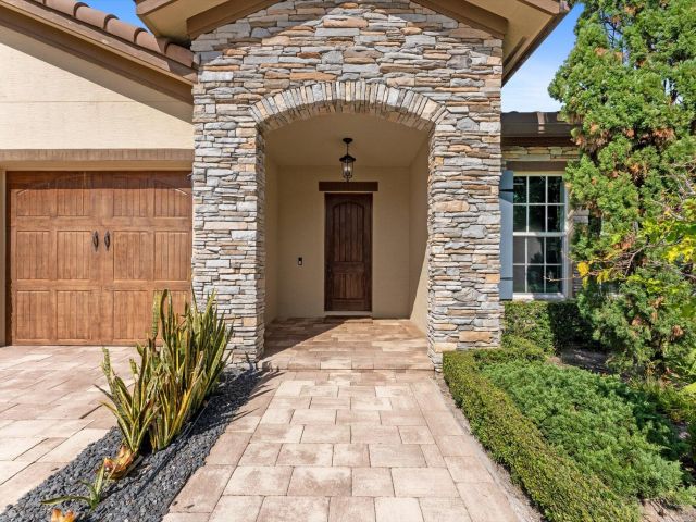 Продажа дома по адресу 1301 SW 15th Street - фото 6849553