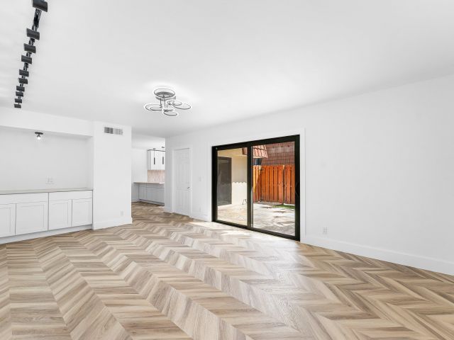 Дом в аренду по адресу 3007 San Clara Drive 5-B - фото 6764784