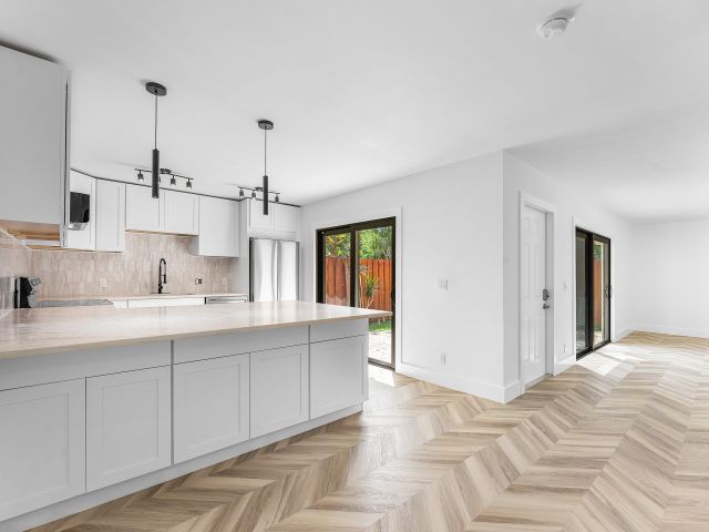 Дом в аренду по адресу 3007 San Clara Drive 5-B - фото 6764790