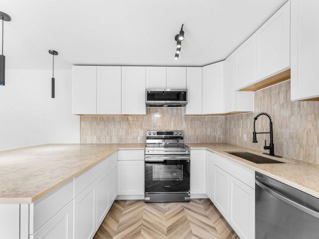 Дом в аренду по адресу 3007 San Clara Drive 5-B - фото 6764792