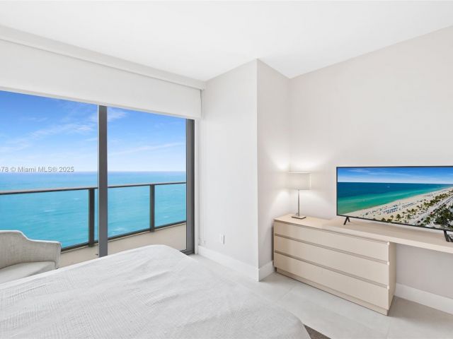 Квартира в аренду номер3001 - фото 6759308