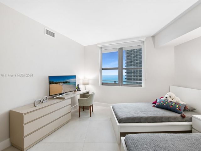 Квартира в аренду номер3001 - фото 6759313