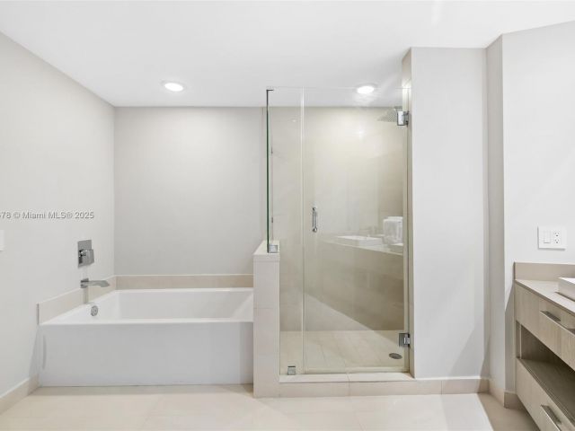 Квартира в аренду номер3001 - фото 6759316