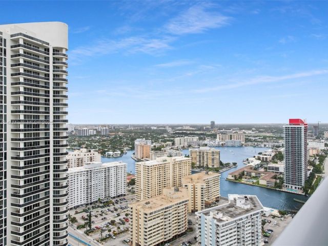 Квартира в аренду номер3001 - фото 6759322