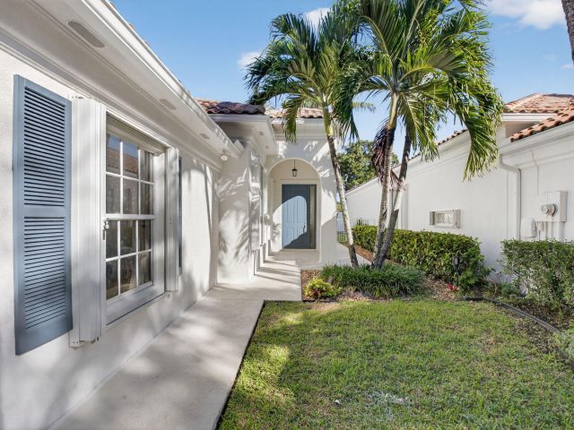 Продажа дома по адресу 4783 Lakeland Drive - фото 6772794