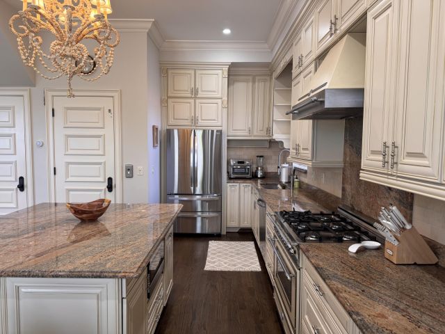 Дом в аренду по адресу 3703 Washington Road - фото 6808576