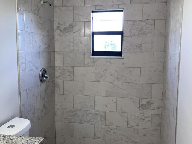 Дом в аренду по адресу 8760 Lyndall Lane - фото 6760503