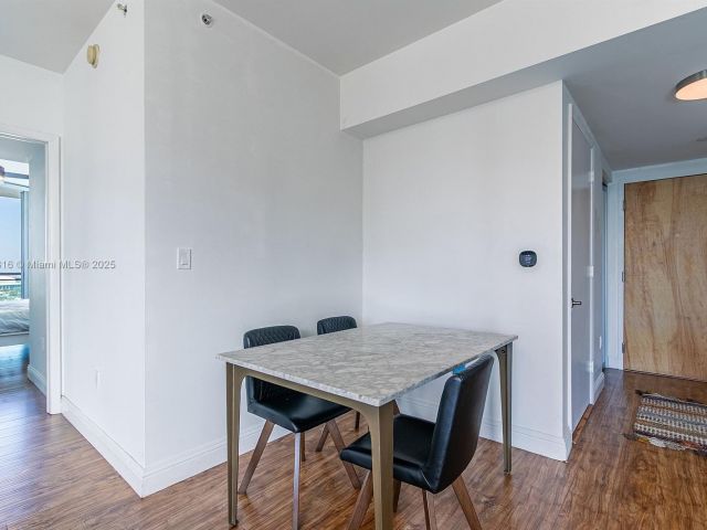 Продажа квартиры #3914 - фото 6757100