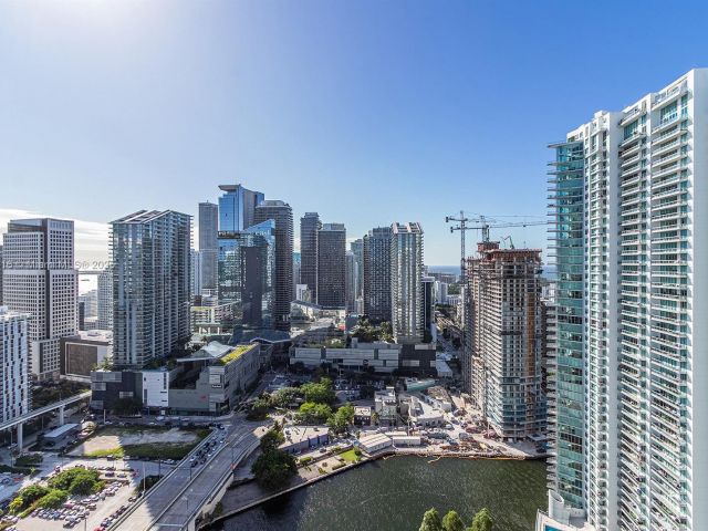 Продажа квартиры #3914 - фото 6757112