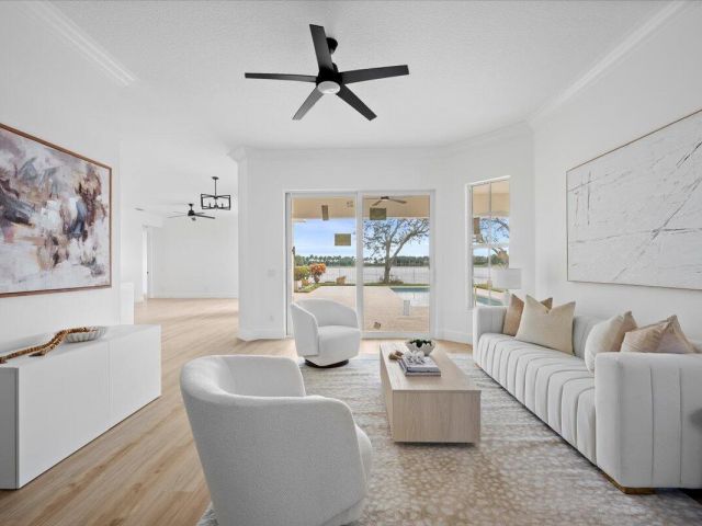 Продажа дома по адресу 2136 Union Street - фото 6760512