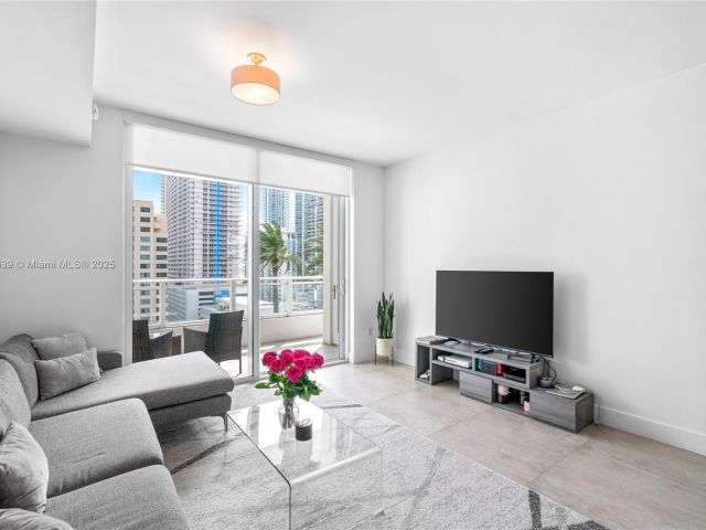 Продажа квартиры #1502 - фото 6768465