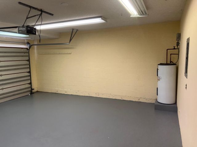 Дом в аренду по адресу 22492 Middletown Drive - фото 6814291