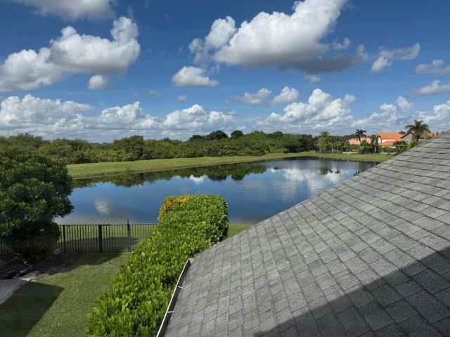 Дом в аренду по адресу 22492 Middletown Drive - фото 6814293