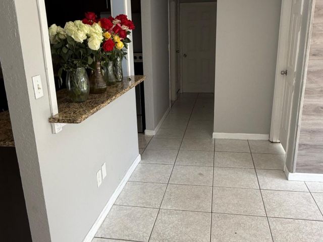 Продажа дома по адресу 4375 Brentwood Court - фото 6760434