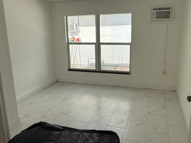 Продажа дома по адресу 4375 Brentwood Court - фото 6760435