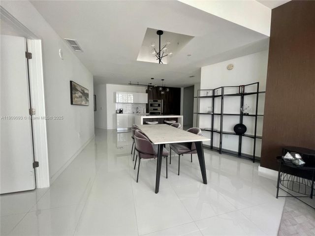 Продажа квартиры #2403 - фото 6762133