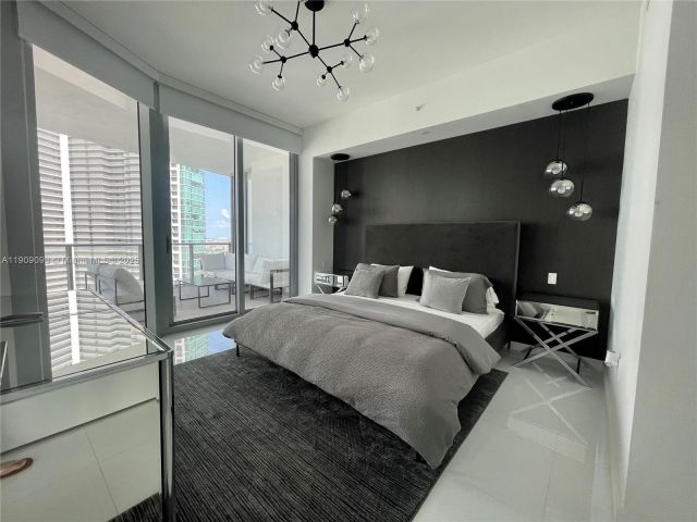 Продажа квартиры #2403 - фото 6762142