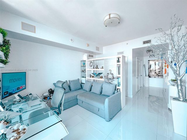 Продажа квартиры #2007 - фото 6762321