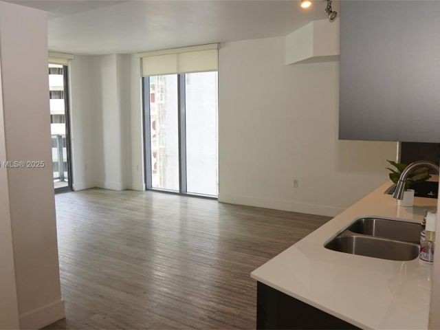 Квартира в аренду номер1108 - фото 6761757