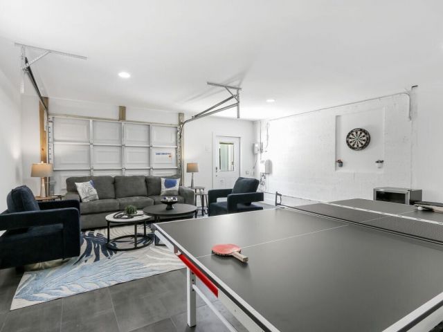 Продажа дома по адресу 3025 Center Avenue - фото 6777790