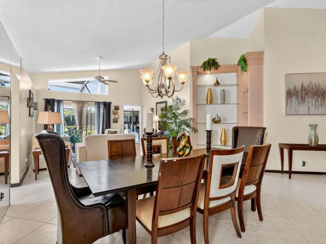 Продажа дома по адресу 8130 Nadmar Avenue - фото 6762961