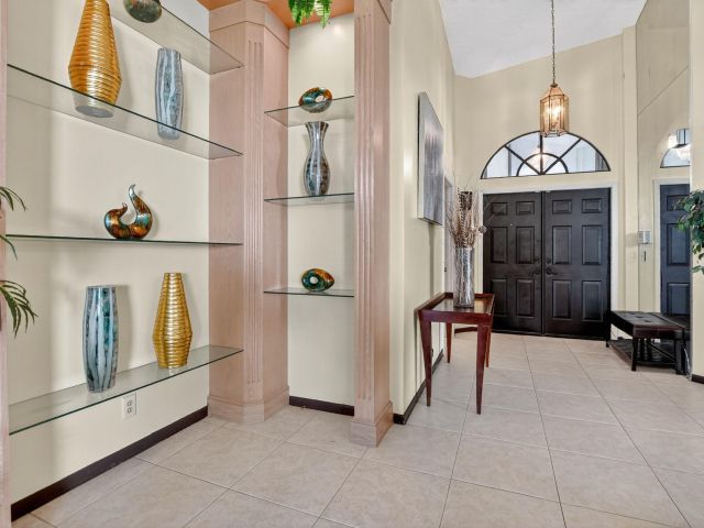 Продажа дома по адресу 8130 Nadmar Avenue - фото 6762964