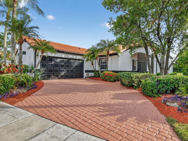 Продажа дома по адресу 8130 Nadmar Avenue - фото 6762968