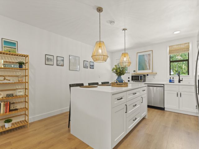 Дом в аренду по адресу 721 Dobbins Street - фото 6762238