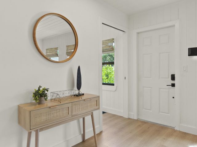 Дом в аренду по адресу 721 Dobbins Street - фото 6762252