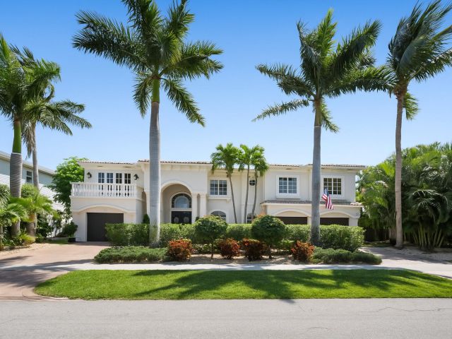 Продажа дома по адресу 712 NE 71st Street - фото 6809052