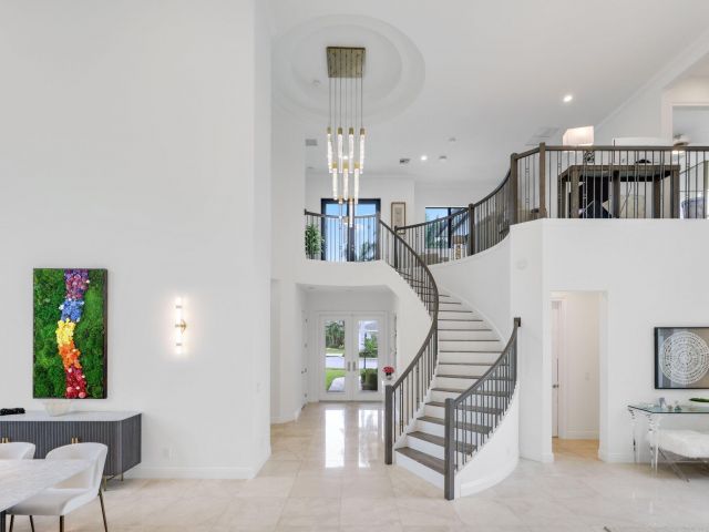 Продажа дома по адресу 2751 NW 70th Boulevard - фото 6786529