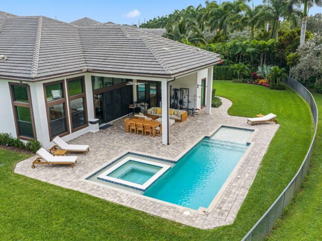 Продажа дома по адресу 2751 NW 70th Boulevard - фото 6786532