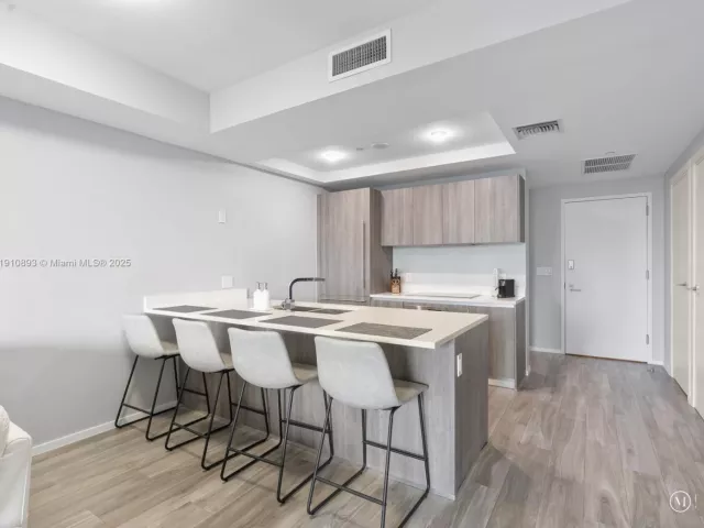 Квартира в аренду номер4402 - фото 7402357