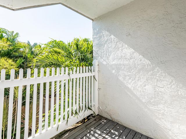 Дом в аренду по адресу 2936 Florida Boulevard - фото 6771319