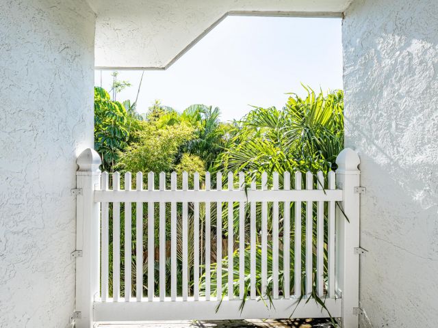Дом в аренду по адресу 2936 Florida Boulevard - фото 6771320