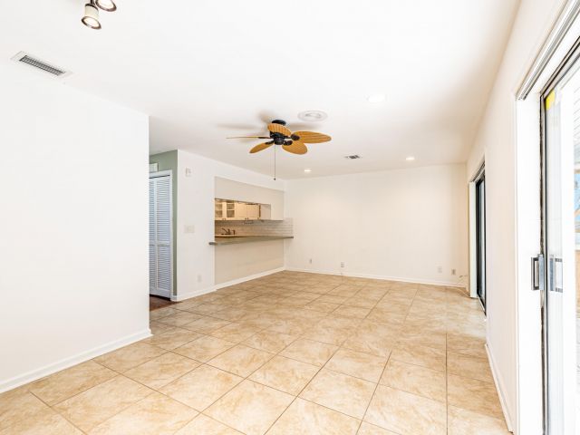 Дом в аренду по адресу 2936 Florida Boulevard - фото 6771326