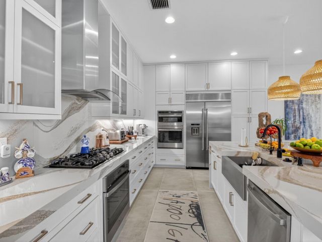 Продажа дома по адресу 8573 Apple Falls Lane - фото 6779849