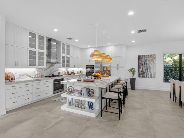 Продажа дома по адресу 8573 Apple Falls Lane - фото 6779853