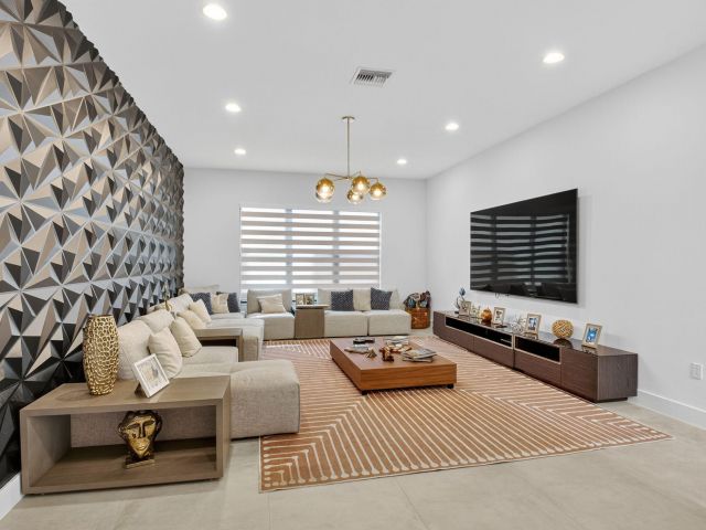 Продажа дома по адресу 8573 Apple Falls Lane - фото 6779855