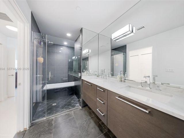 Продажа квартиры #2602 - фото 6764526