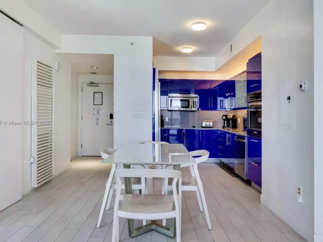 Продажа квартиры #1802 - фото 6765940