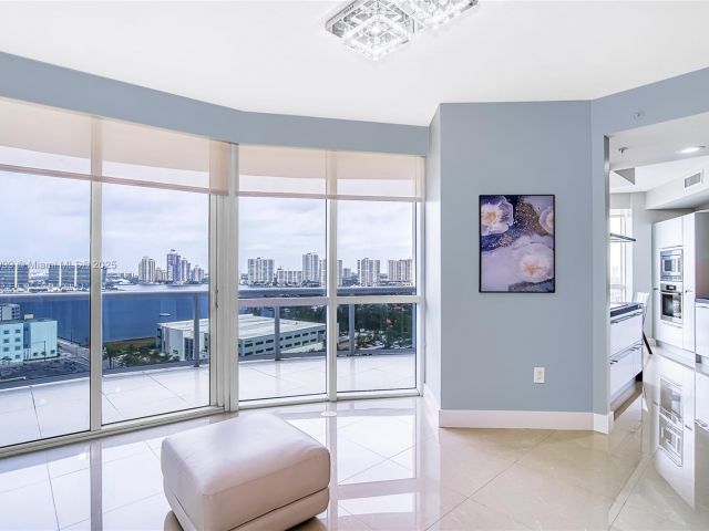 Продажа квартиры #1701 - фото 6765896