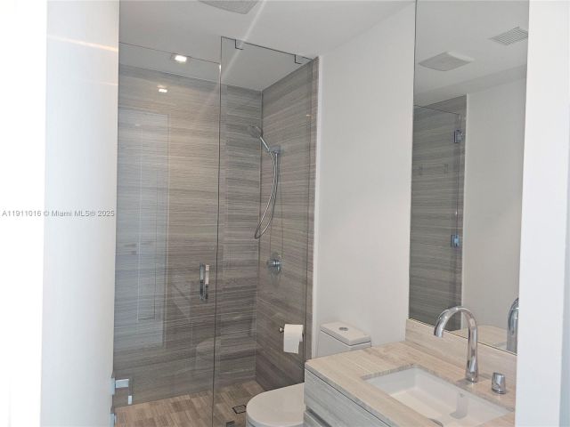 Продажа квартиры #4605 - фото 7245687