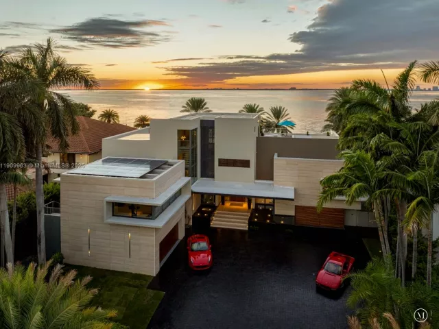 Дом в аренду по адресу 360 Harbor Dr - фото 6778556