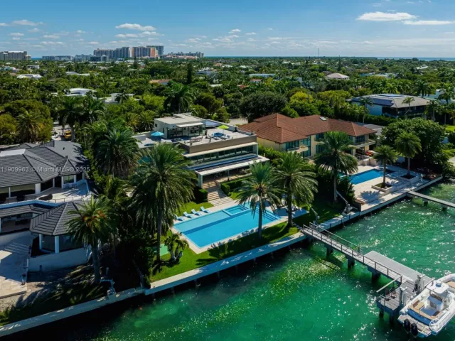 Дом в аренду по адресу 360 Harbor Dr - фото 6778543